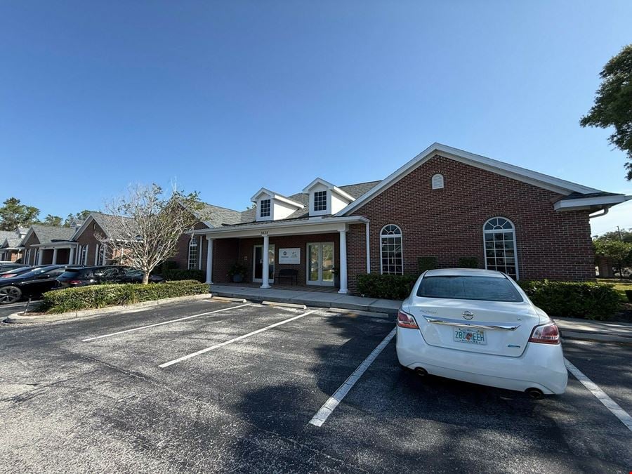 Wall Springs Executive Center, Units A & B