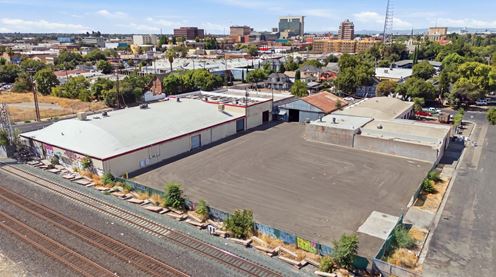 945 E. Lindsay, Stockton, CA