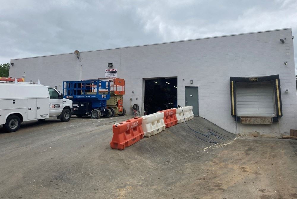 Flex-Industrial/Warehouse Space for Lease