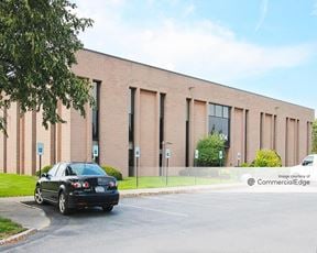 Widewaters Office Park - 5794 Widewaters Pkwy