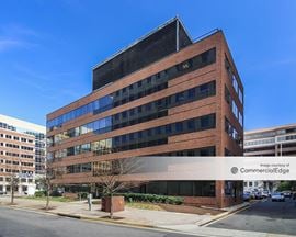 4420 North Fairfax Drive