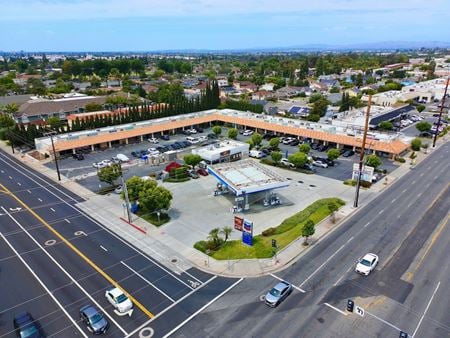 Retail space for Rent at 1700-1740 North Tustin Street in Orange
