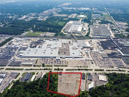 Photo of commercial space at 37630- 38000 Michigan Ave in Wayne