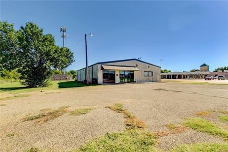 Photo of commercial space at 1405 Security Dr in Cleburne