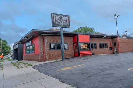 Retail space for Sale at 1740 W Sylvania Ave in Toledo