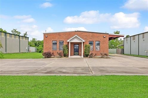 110 Herman Dr