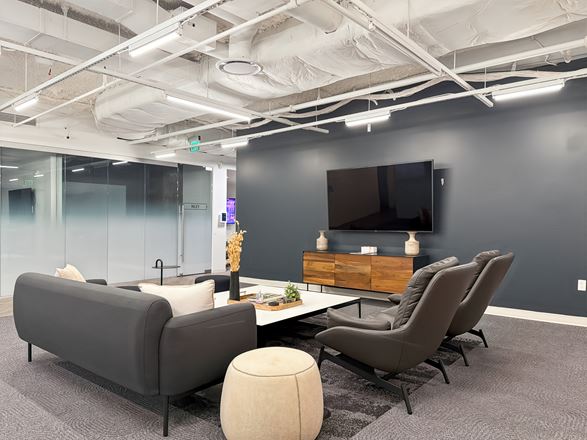 Spaces - Washington - 800 Maine Avenue