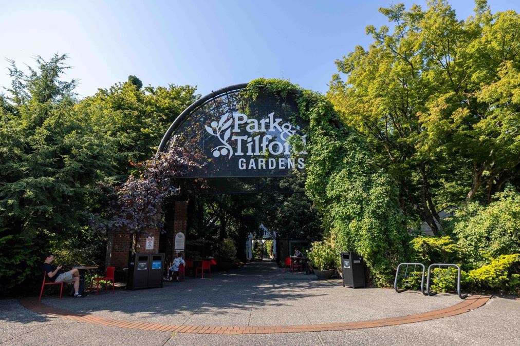 Park & Tilford Shopping Centre