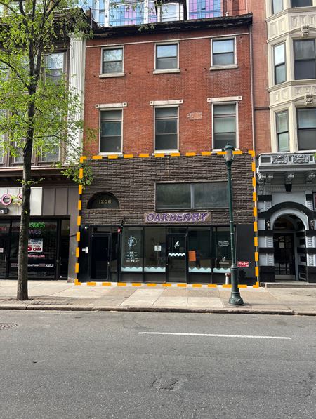 Retail space for Rent at 1206 Walnut St in Philadelphia