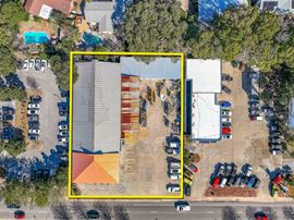 Office / Showroom / Warehouse ~ 17,000 SF Available