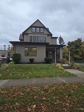 104 Linwood Ave