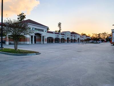 Woodforest Plaza
