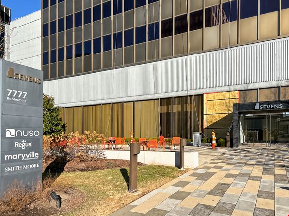 MO, Clayton - Sevens Building