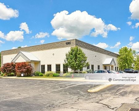 Commercial space for Rent at 1035 Medina Road in Medina