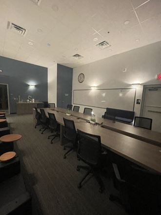 LionShare Cowork - Harbour Village