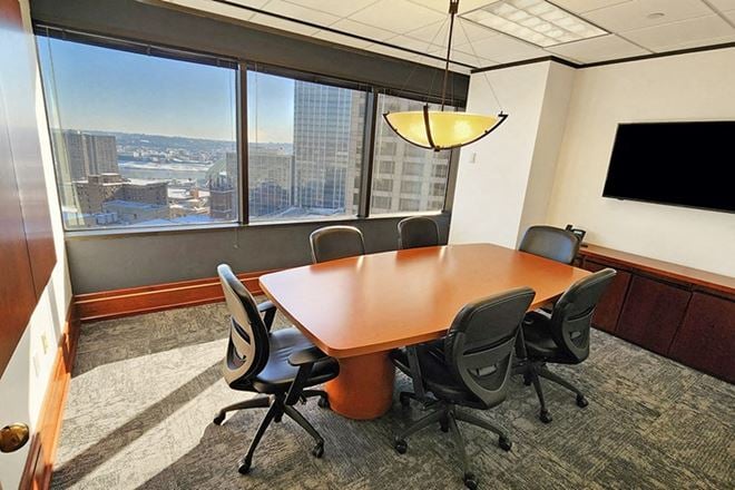 CIN - 250 East 5th Street