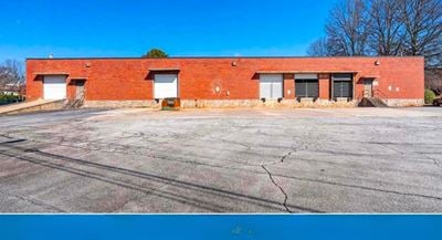 2072 - Stone Mountain  Warehouse And Office Space