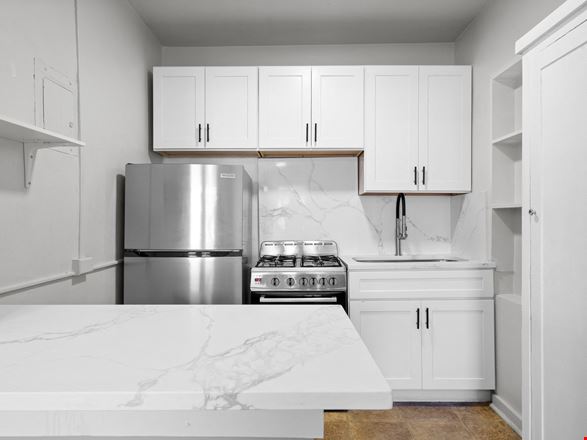 Stanton-Yale Apartments
