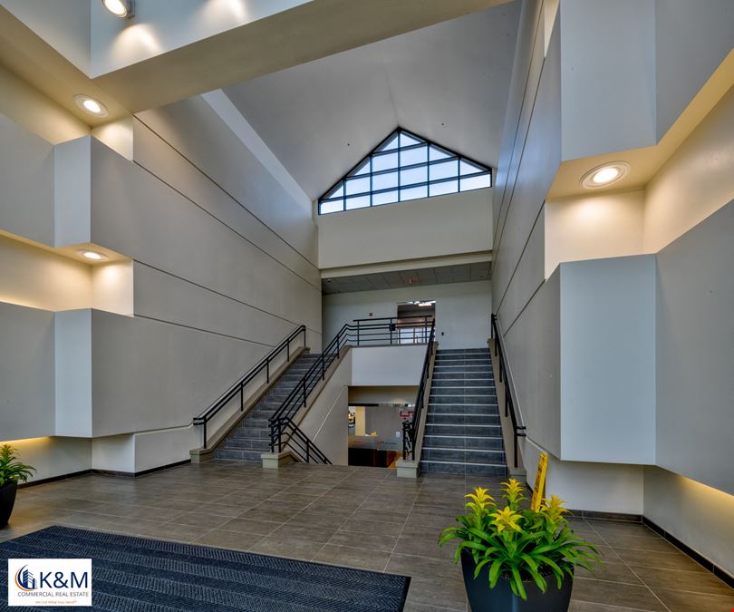 Park Meadow Dr. Office Complez
