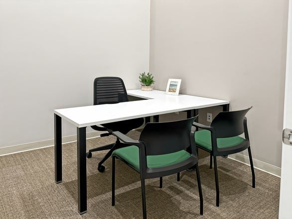 Regus - Gilbert - W Elliot Rd