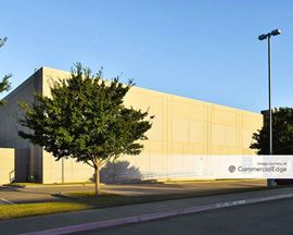Lakeside Commerce Center - 1600 Lakeside Pkwy