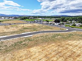 The Landing - Prime Commercial Lots
