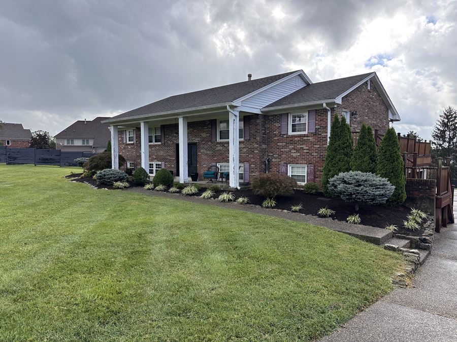 Published Reserve Online Auction, 14000 Aiken Road, Louisville, KY
