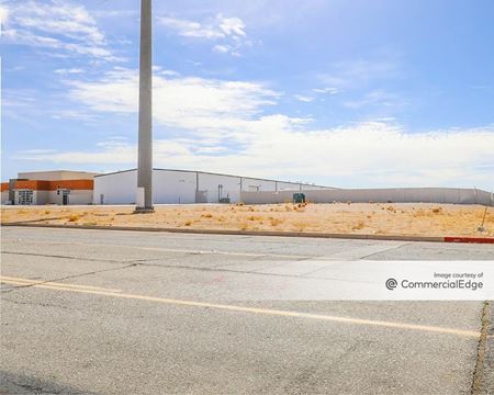 Commercial space for Rent at 17130 Raccoon Drive in Adelanto