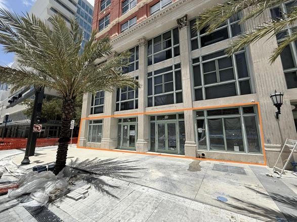 Prime Retail Space for Lease | Downtown Miami