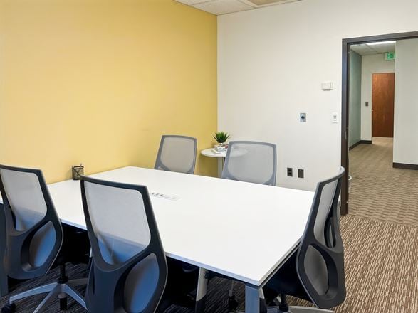 MD, Towson - West Road Corporate Center