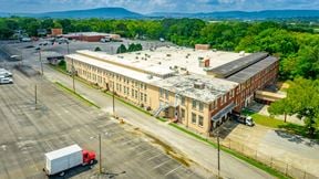 2001 N Chamberlain Ave Industrial and Office Mixed 147,302 SF on 11.59 Acres