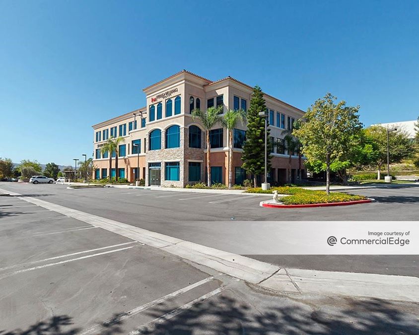 Simi Valley Corporate Point 2655 1st Street, Simi Valley, CA