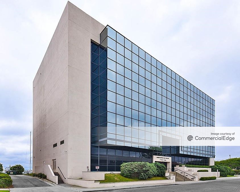 Harbourview on the Bay 25 West Cedar Street Office Building