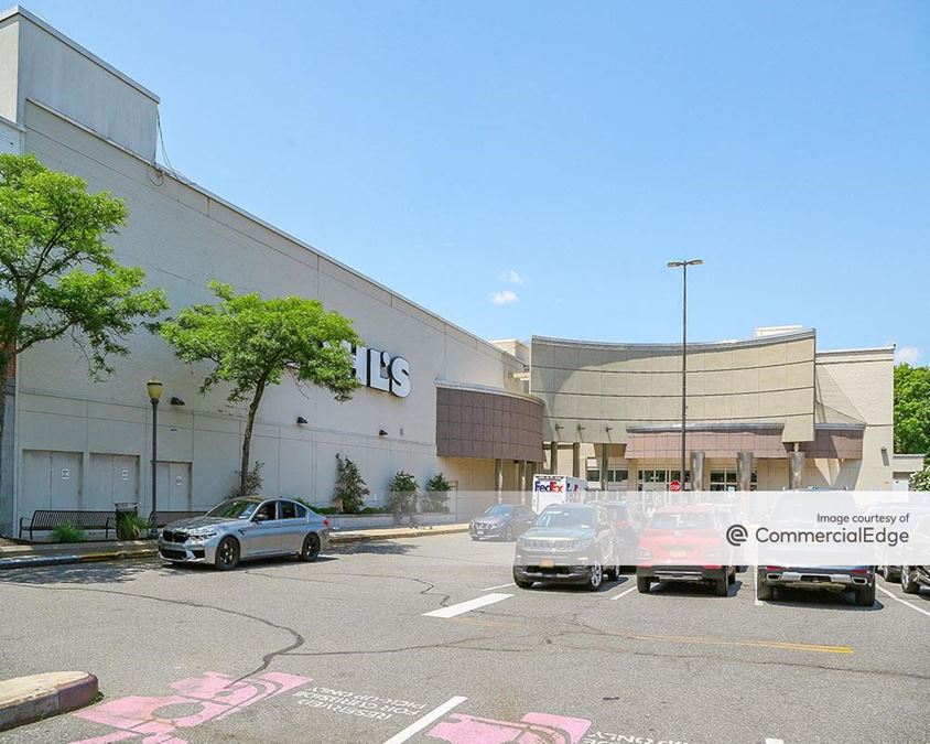 Fresh Meadows Shopping Center - Kohl's