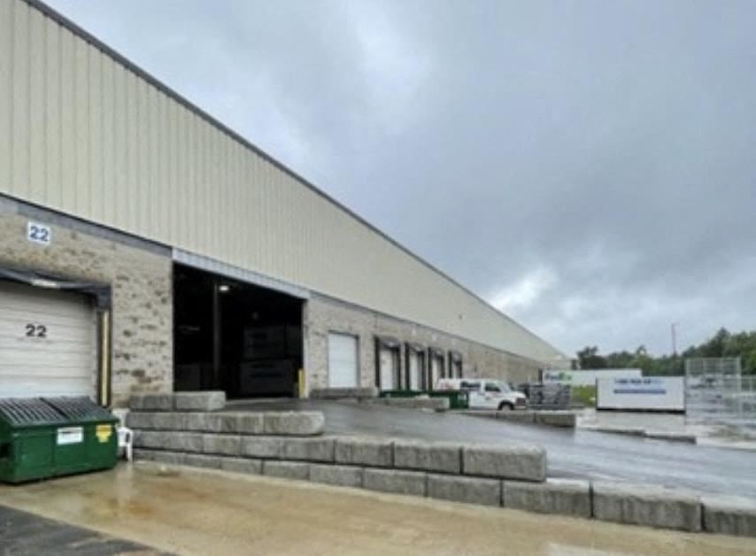 Franklin, MA Warehouse for Rent - #1302 | 1,600-15,000 sq ft