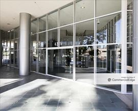La Jolla Square - 4275 Executive Square