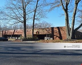 303 College Road East