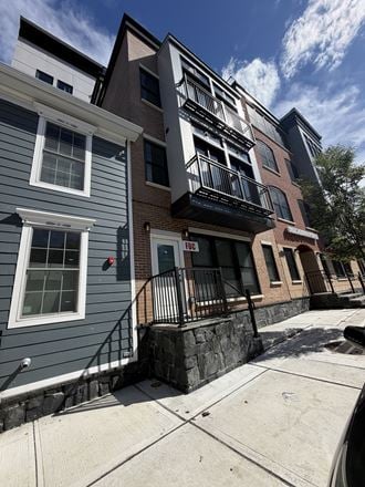 40 S 6th Street
