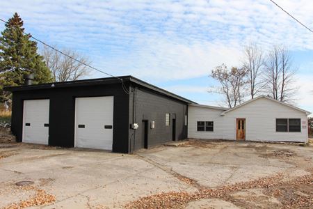 Photo of commercial space at 2529 State Highway 42 in Manitowoc Rapids