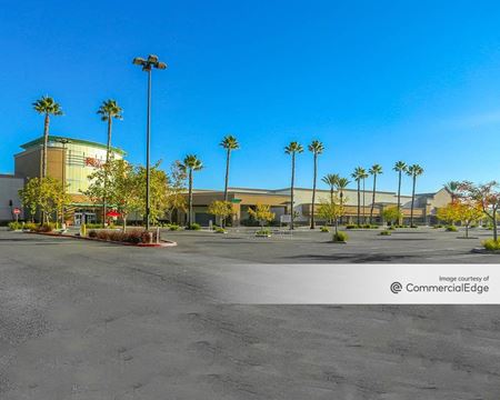Retail space for Rent at 26501 Aliso Creek Road in Aliso Viejo