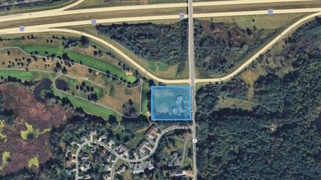 Industrial space for Sale at 858-862 Lake Nepessing Rd in Lapeer