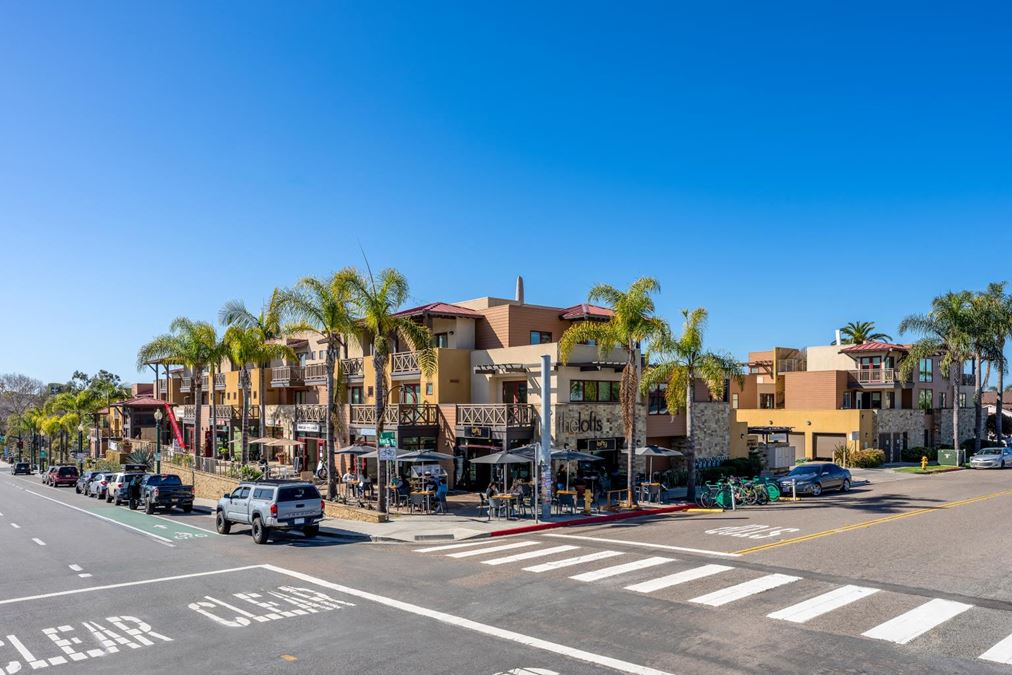 Lofts at Moonlight Beach - #208
