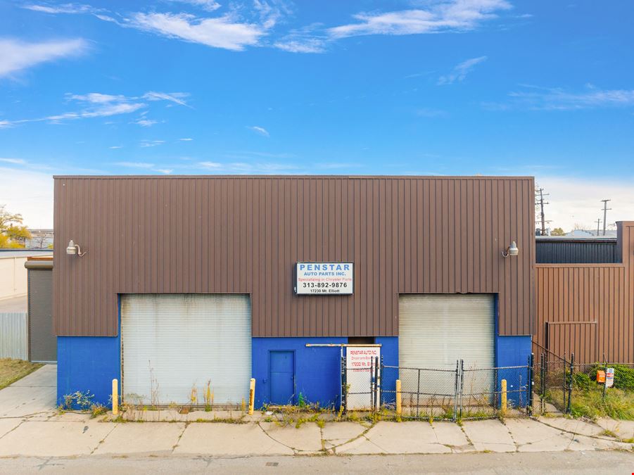 Detroit - Industrial Warehouse