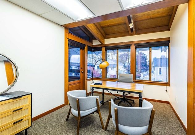 851 Irwin St | 29,923 SF | Office Building