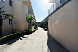 Inglewood Palms