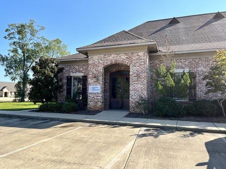 Photo of commercial space at 438 Katherine Drive in Flowood