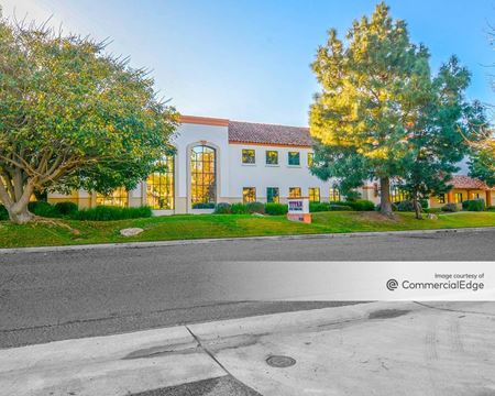 Industrial space for Rent at 352 Balboa Circle in Camarillo
