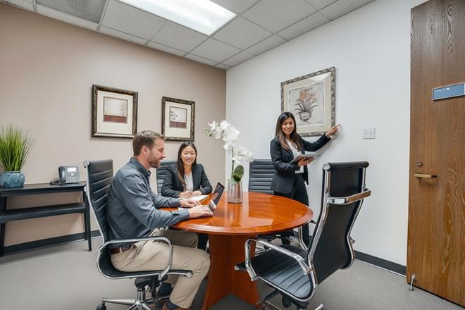 Barrister Executive Suites - Olympic Plaza