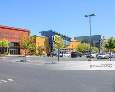 Charleston Plaza
