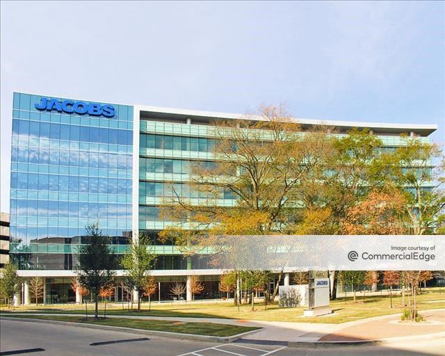 Woodbranch Plaza III